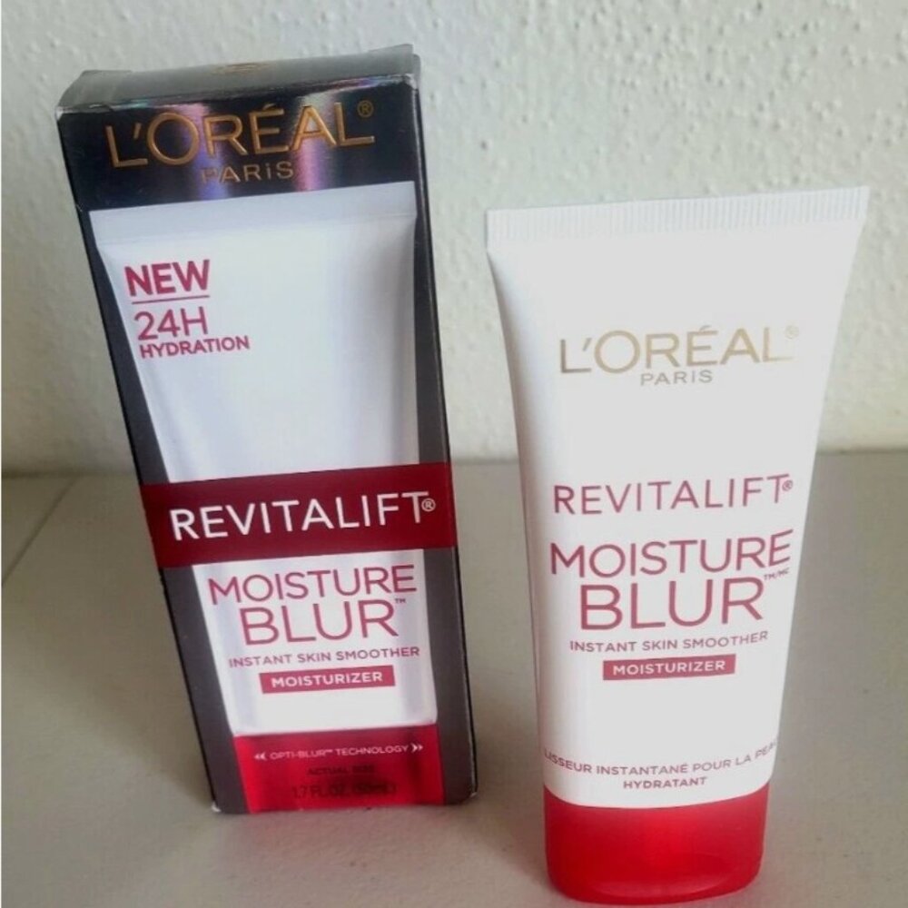 L'OREAL Revitalift Moisture Blur Skin Smoother 1.7 oz Moisturizer NEW in Box
